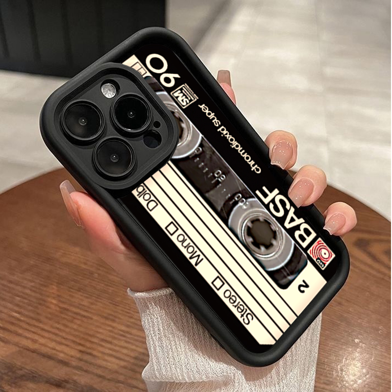 Etui z nadrukiem retro radia i – Vivo Y28 recenzja i cena